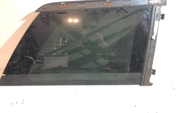Mercedes-Benz GL X164 Side middle window/glass A1646703050