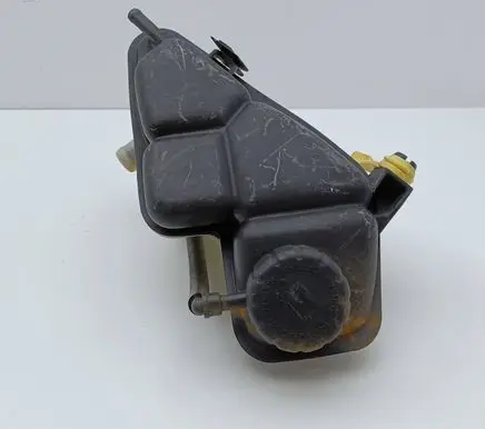 Mercedes-Benz A W168 Coolant expansion tank/reservoir 1685000149