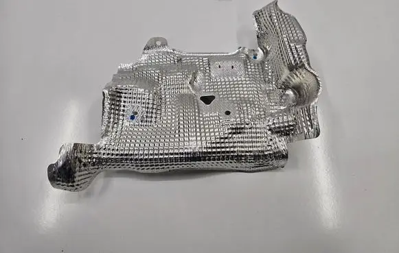 Renault Megane II Heat shield in engine bay 483820288R