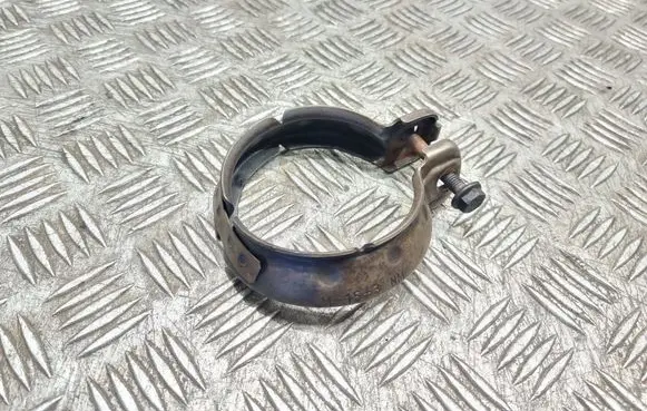 Mercedes-Benz E W212 Muffler pipe connector clamp A0009958902