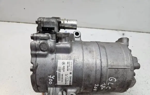 Mercedes-Benz GLC C253 Air conditioning (A/C) compressor (pump) A0008300301