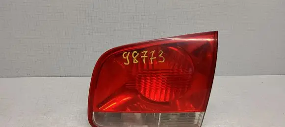 Volkswagen Touareg I Tailgate rear/tail lights 28268003
