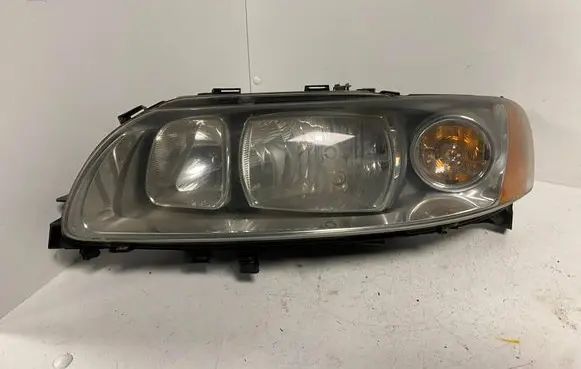 Volvo V70 Headlight/headlamp