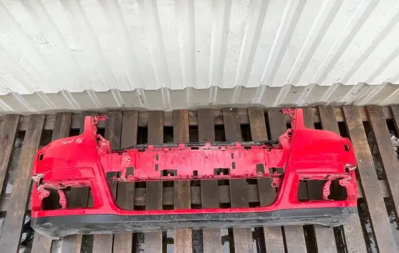 Volkswagen PASSAT B6 Front bumper 3C0807221C