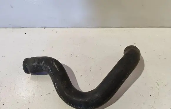 Volvo S60 Engine coolant pipe/hose 08671393