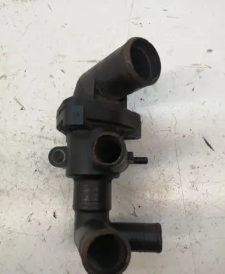 Thermostat/thermostat housing