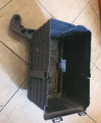 Volkswagen Caddy Battery box tray 1K0915336 1K0915333B