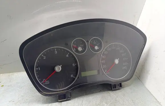 Speedometer (instrument cluster)