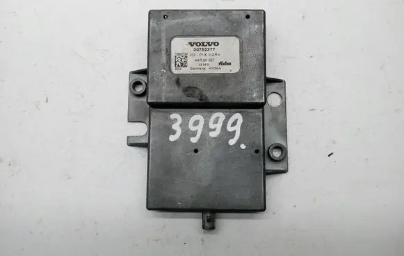 Volvo V50 GPS navigation control unit/module 30752377