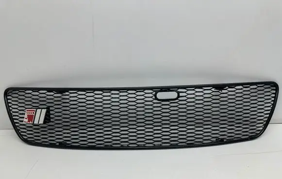 Audi A6 S6 C4 4A Front grill