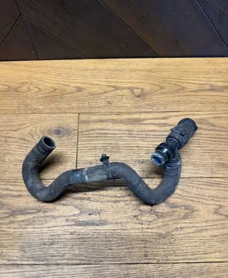 Ford Focus Engine coolant pipe/hose