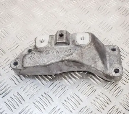 Volkswagen Golf VII Other engine bay part 1K0199117AB