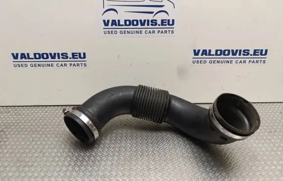 Renault Trafic III (X82) Air intake hose/pipe 1105223S01