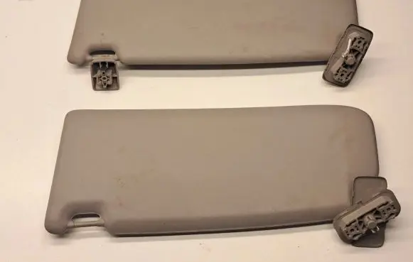 Volvo V50 Sun visor