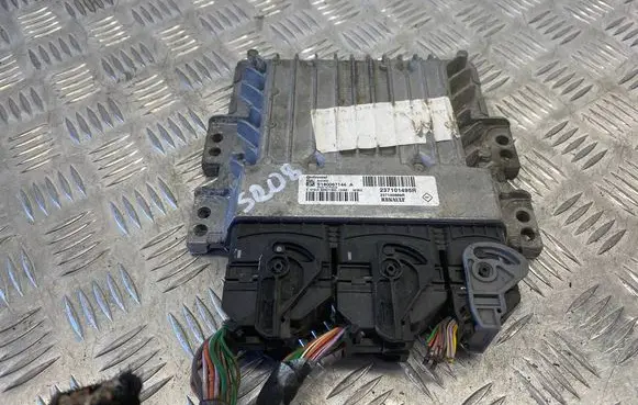 Renault Scenic III - Grand scenic III Engine control unit/module 237101495R S180067144A