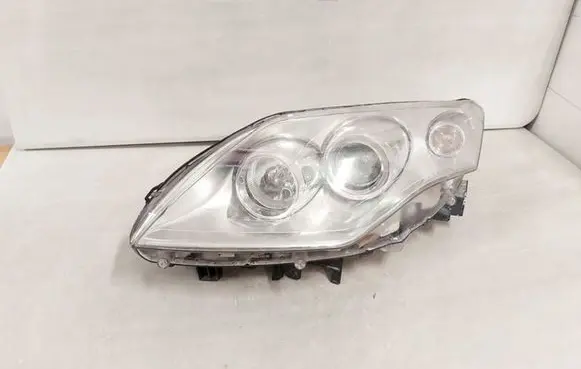 Renault Laguna III Headlight/headlamp 260600033R