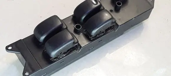 Mitsubishi Galant Electric window control switch MR252815