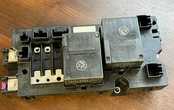 Toyota Prius (XW30) Relay mounting block G92Z128010