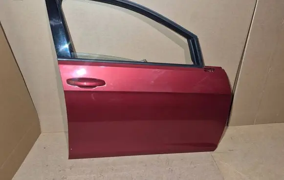 Volkswagen Golf VII Front door