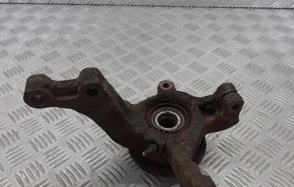 Dacia Sandero Front wheel hub spindle knuckle