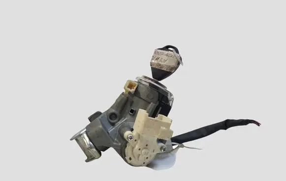 Toyota Avensis T270 Ignition lock 29653453 450200203