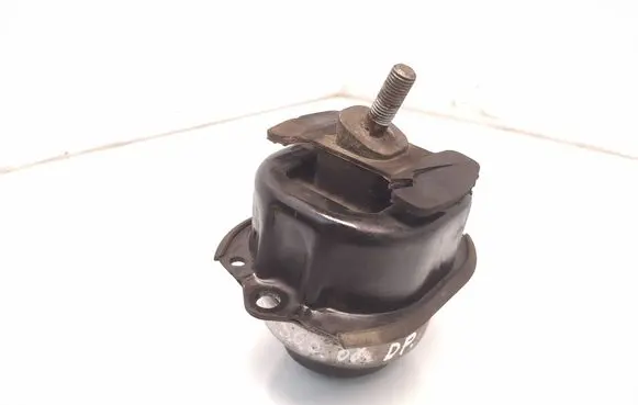BMW X5 E70 Engine mount bracket P677381701 36003