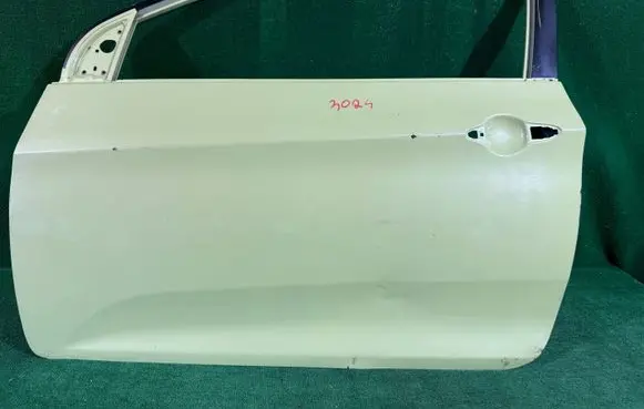 KIA Picanto Front door