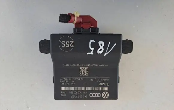 Volkswagen PASSAT B7 Gateway control module 1K0907530P 403948