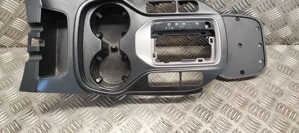 Hyundai Santa Fe Center console 846502W245 130926084401