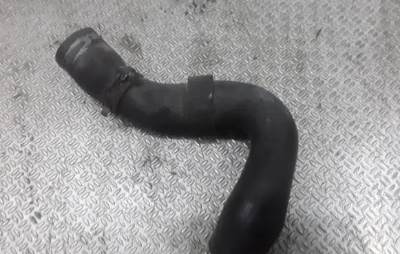 Volkswagen Multivan T5 Engine coolant pipe/hose 106780