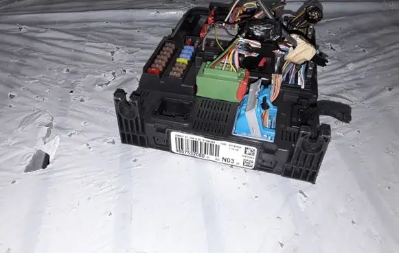 Peugeot 208 Other control units/modules 9807532080