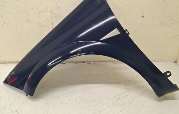 Renault Megane II Fender 8200011076