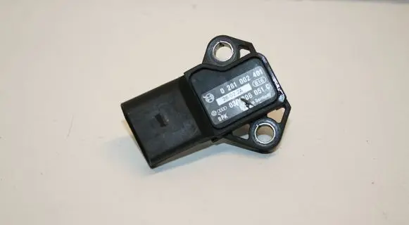 Audi A6 S6 C5 4B Air pressure sensor 038906051C 0281002401