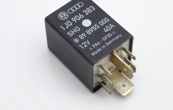 Volkswagen Golf IV Other relay 1J0906383