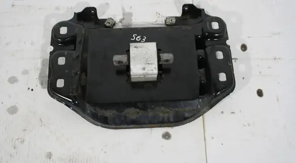 Mercedes-Benz S C217 Gearbox mounting bracket A2222401402