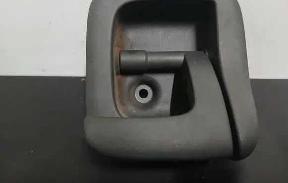Volvo S80 Engine bonnet (hood) release handle 30634786 ES101118