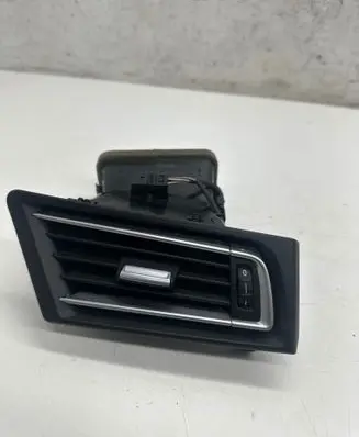 BMW 7 F01 F02 F03 F04 Dashboard side air vent grill/cover trim F5911585809 0720609