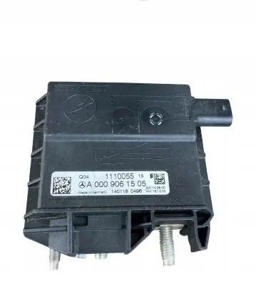 Mercedes-Benz C W205 Battery relay fuse A0009061505