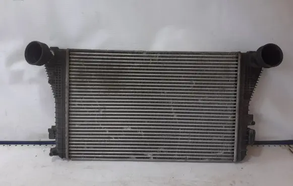 Volkswagen Golf V Intercooler radiator
