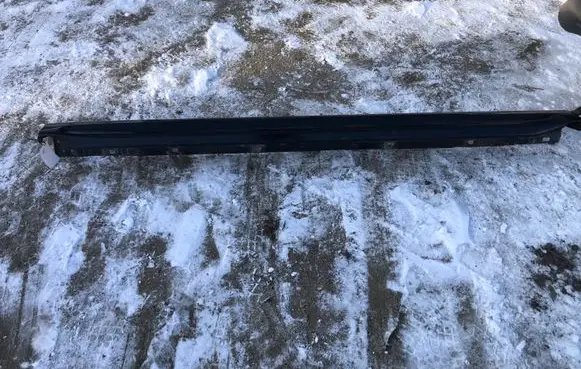 Subaru Legacy Sill