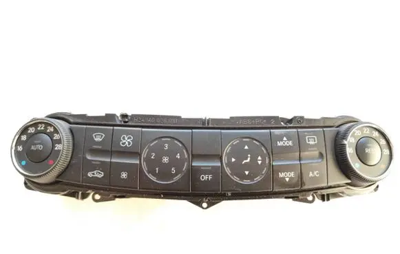 Mercedes-Benz E W211 Climate control unit 2118300490 Q00030406