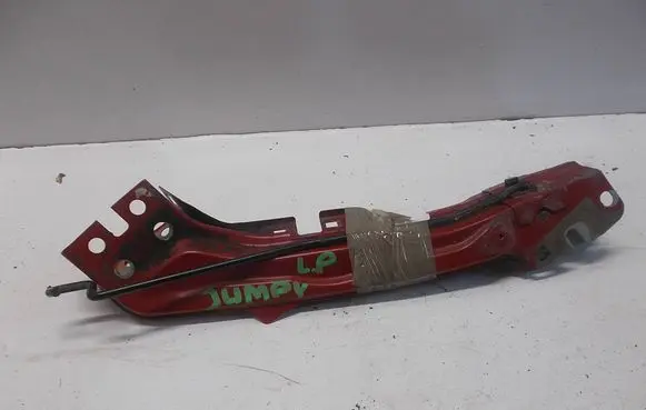 Citroen Jumpy Fender mounting bracket