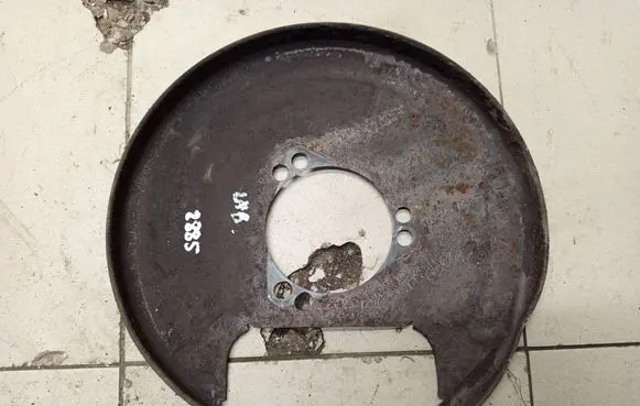 Opel Insignia A Rear brake disc plate dust cover 