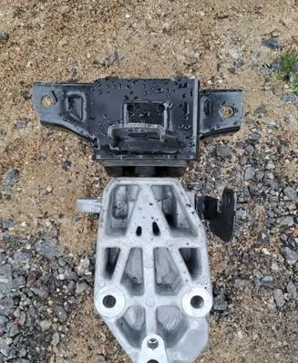 KIA Niro Engine mount bracket 21870AO000