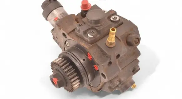 Opel Vivaro Fuel injection high pressure pump 95517996 95517997 95521602