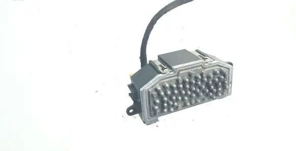 Volkswagen PASSAT B6 Heater blower motor/fan resistor 3C0907521 F011500002
