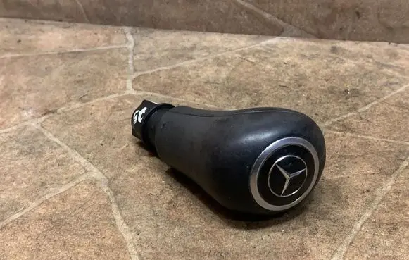 Mercedes-Benz SLK R172 Gear lever shifter trim leather/knob 