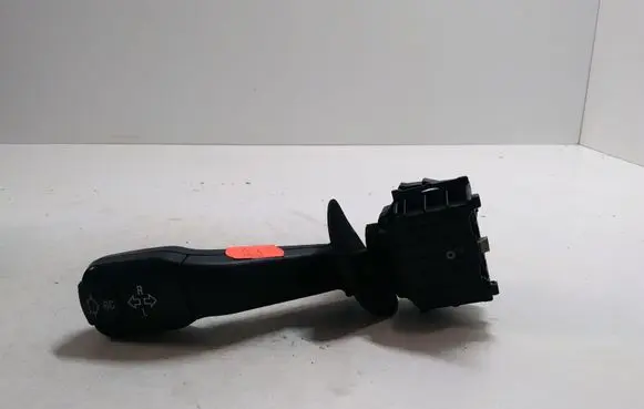 BMW 5 E39 Indicator stalk 8352172 01100410