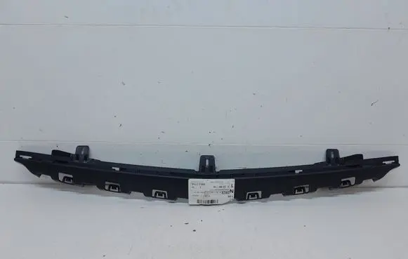 Mercedes-Benz C W205 Front bumper mounting bracket A2058851165