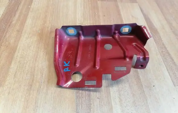 Citroen C4 Grand Picasso Fender mounting bracket 538332A 7840S9 538332